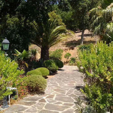Bed & Breakfast - Chambres D'hotes Castelmau