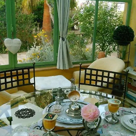 - Chambres D'hotes Castelmau Le Lavandou