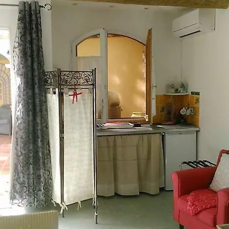 - Chambres D'hotes Castelmau Le Lavandou